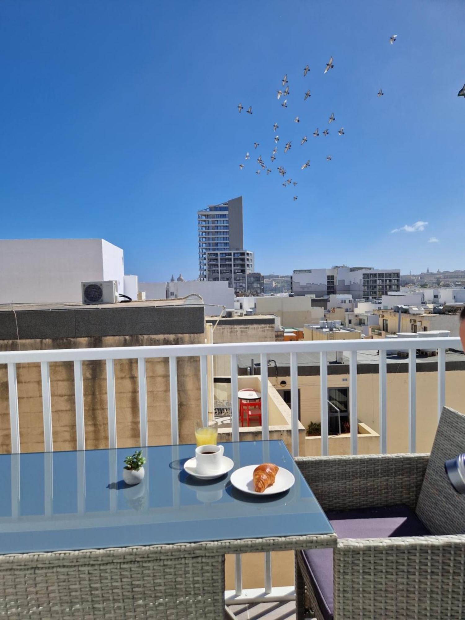 Korzo Suites Gzira Экстерьер фото